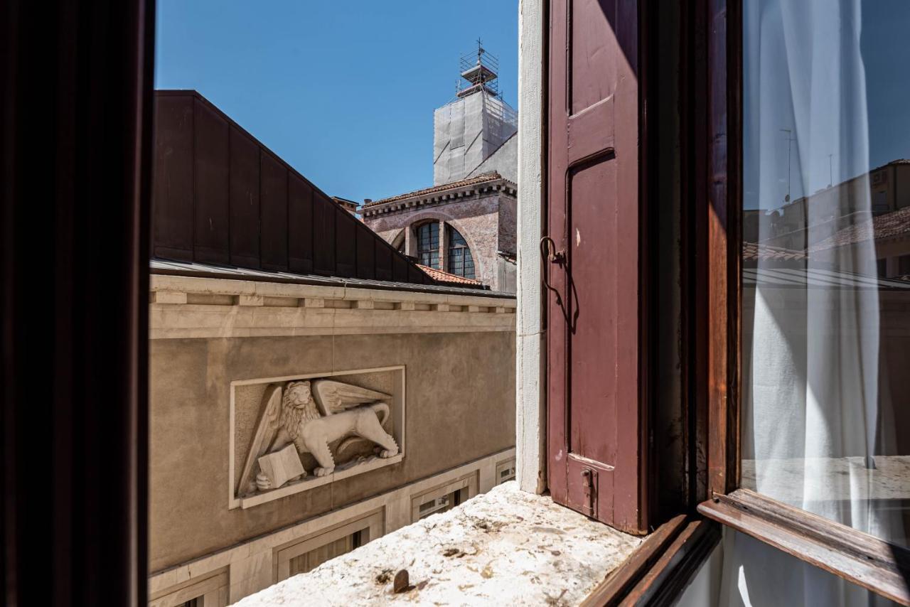 Apartament Venezia-San Marco View On Luxury Shopping Street Zewnętrze zdjęcie